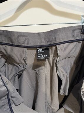 GAP Men’s Drive Chinos - Light Gray